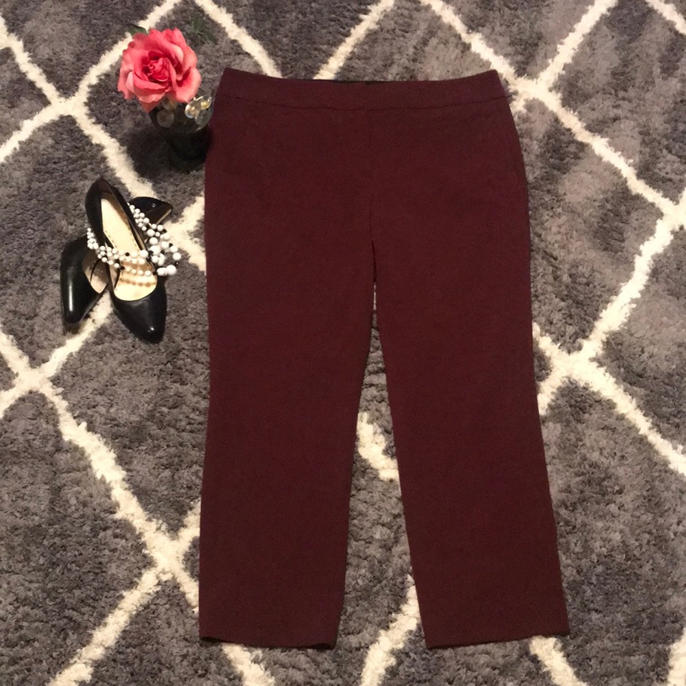 ⭐️Burgundy Loft Pants!⭐️